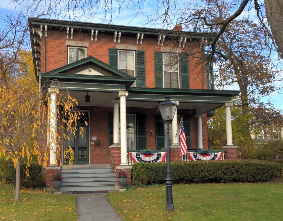 The Gridley Inn B&B Waterloo Exterior photo